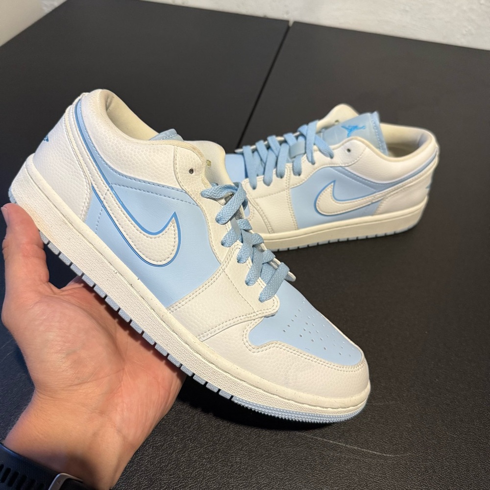 Women’s Air Jordan 1 Low SE ‘Reverse Ice Blue’